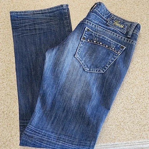 Guess Bootcut Rhinestone Like New Jeans Size 28 - Picture 1 of 13